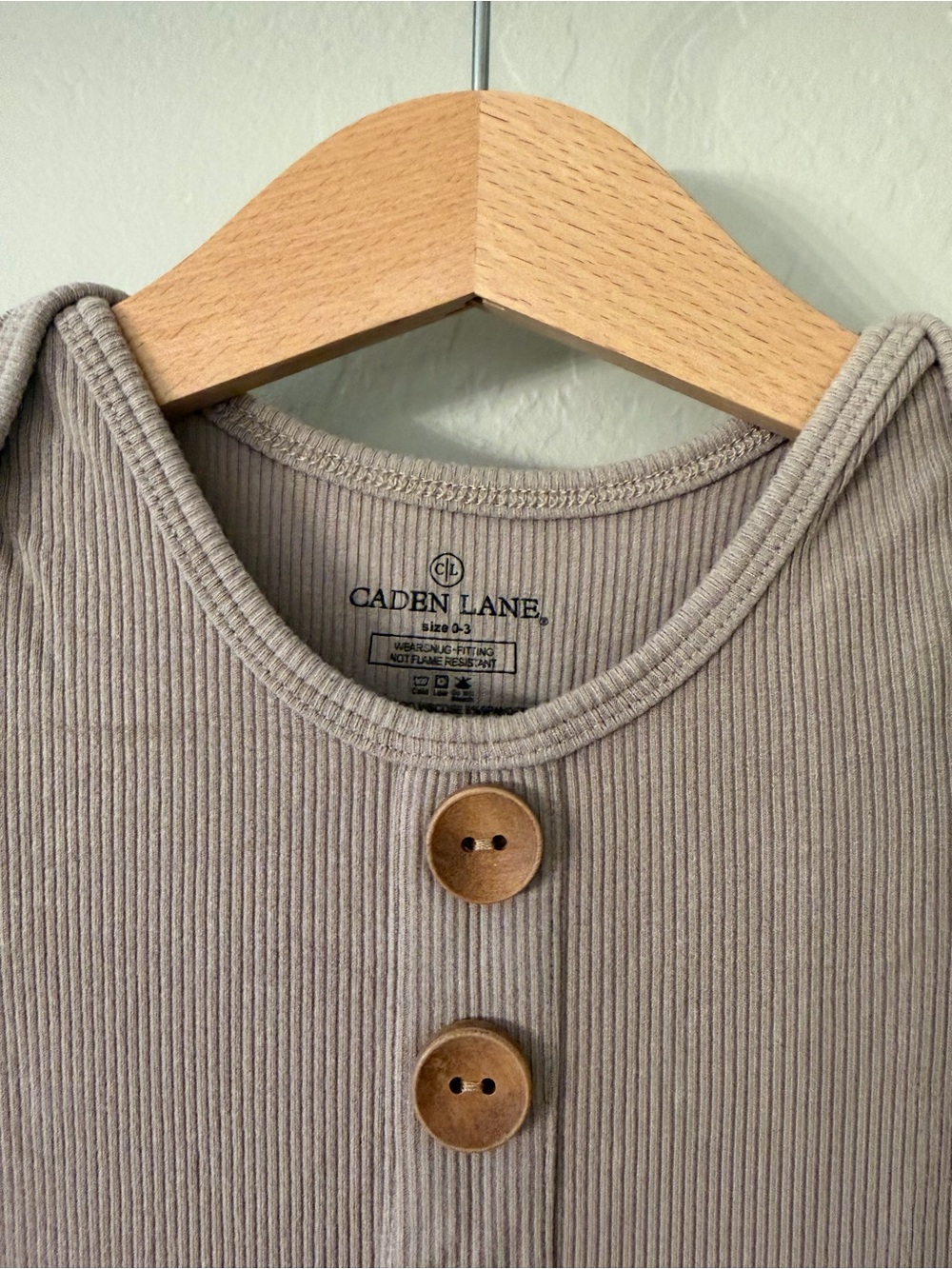 Caden Lane Taupe Ribbed Knotted Gown - Picture 2 of 3